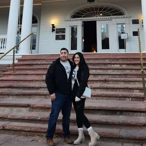 Meet your Posher, Thais